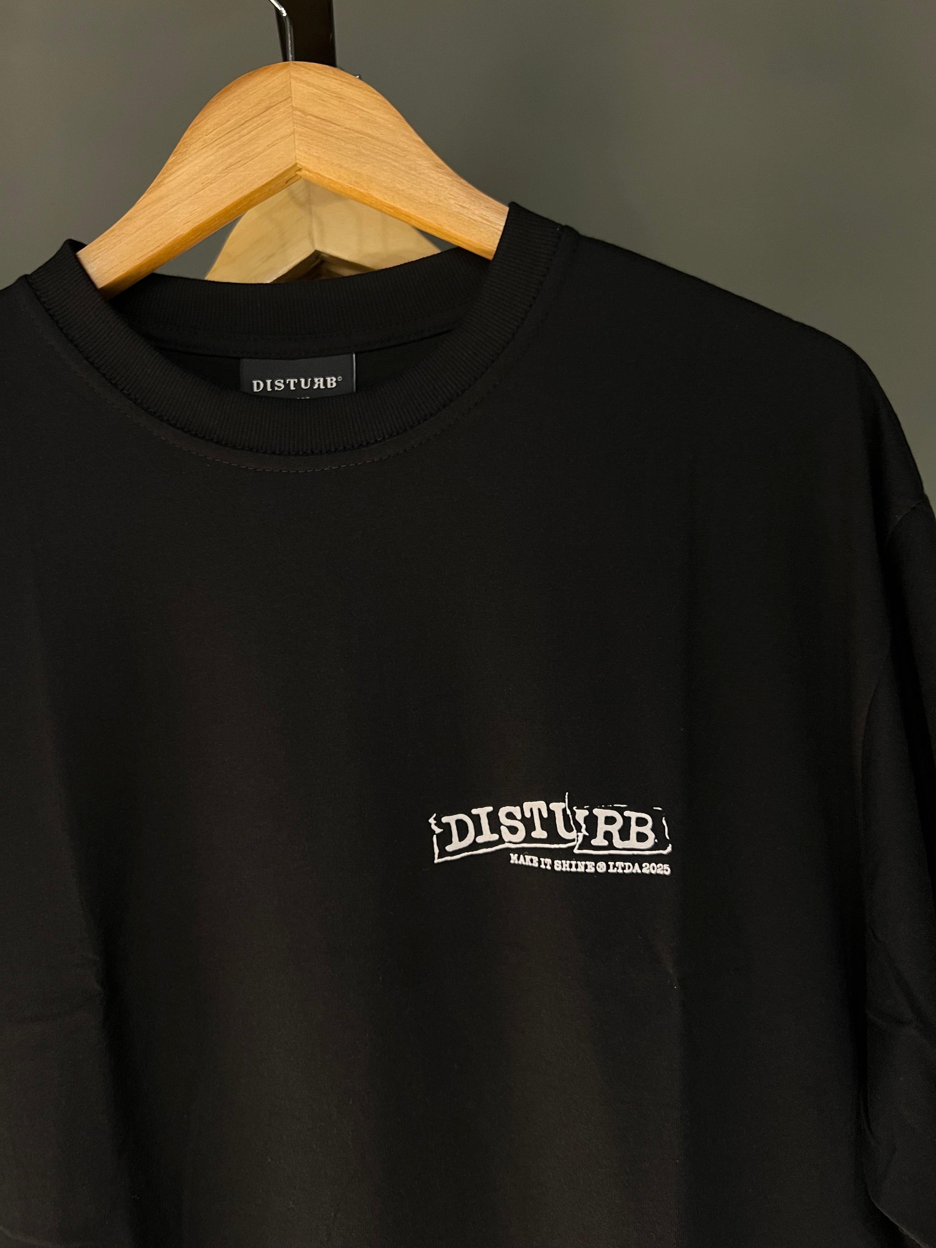 CAMISA DISTURB SHINY BLACK