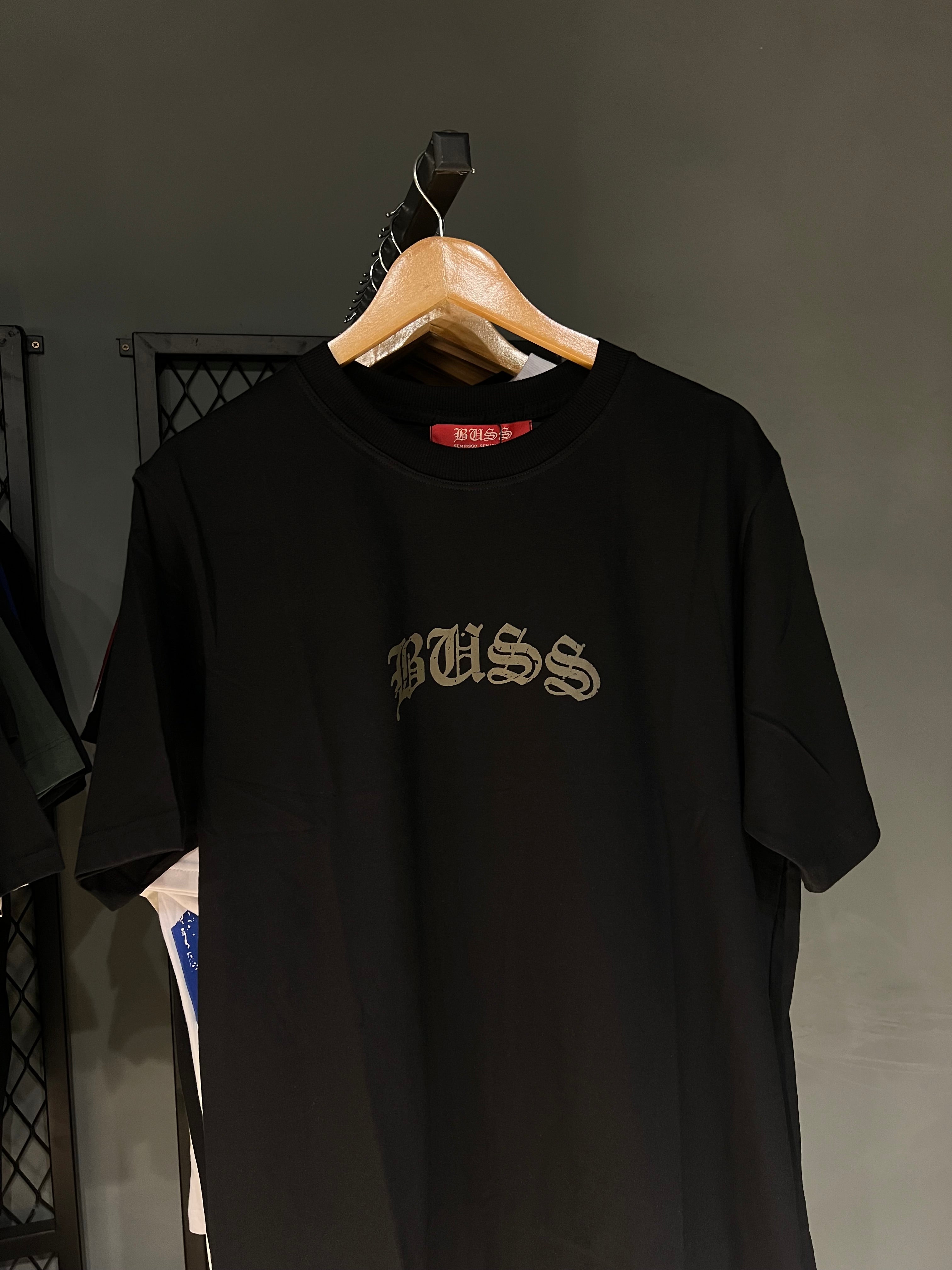 CAMISA BUSS LOGOS BLACK