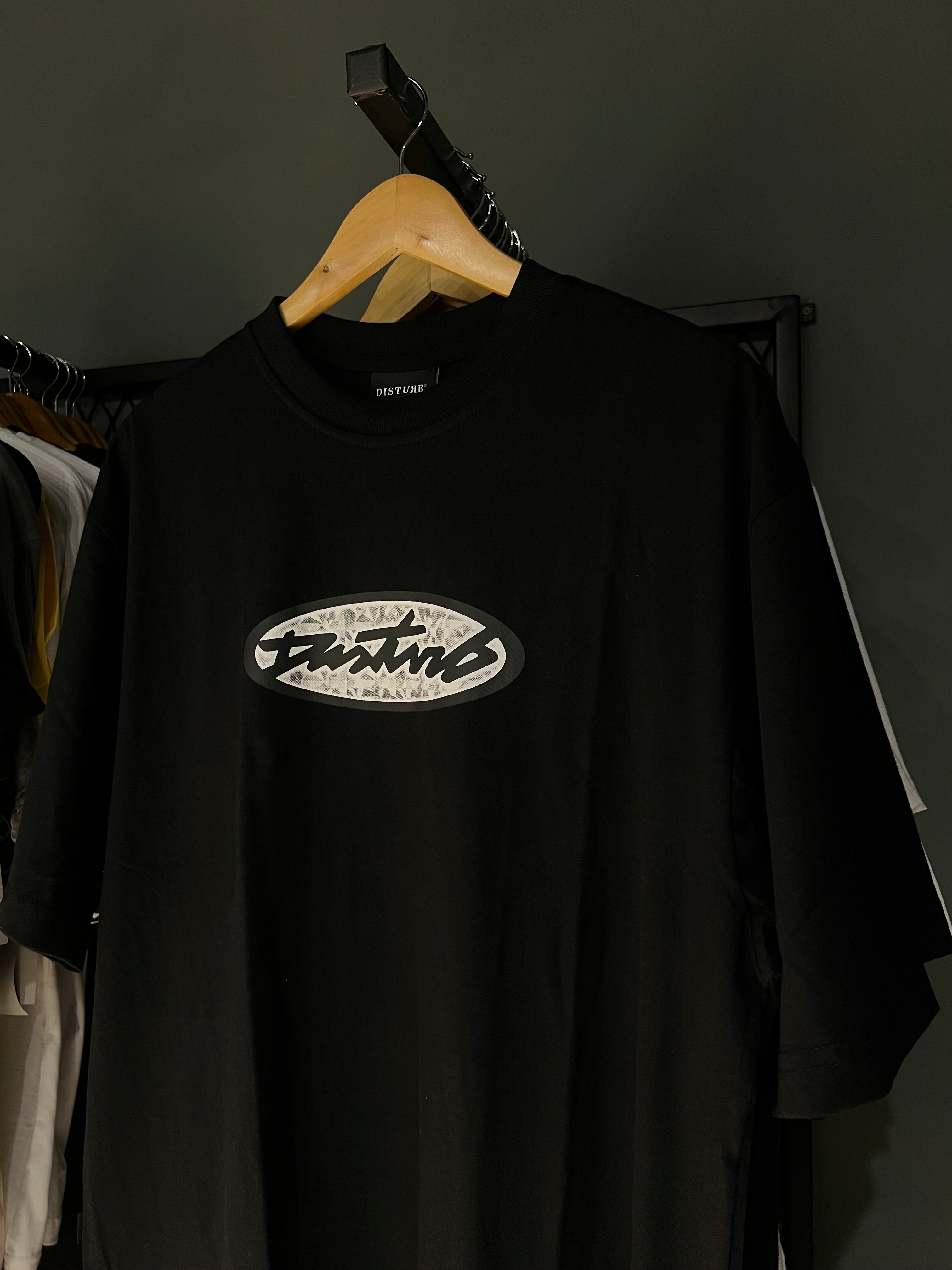 CAMISA DISTURB GRAPHIC BLACK