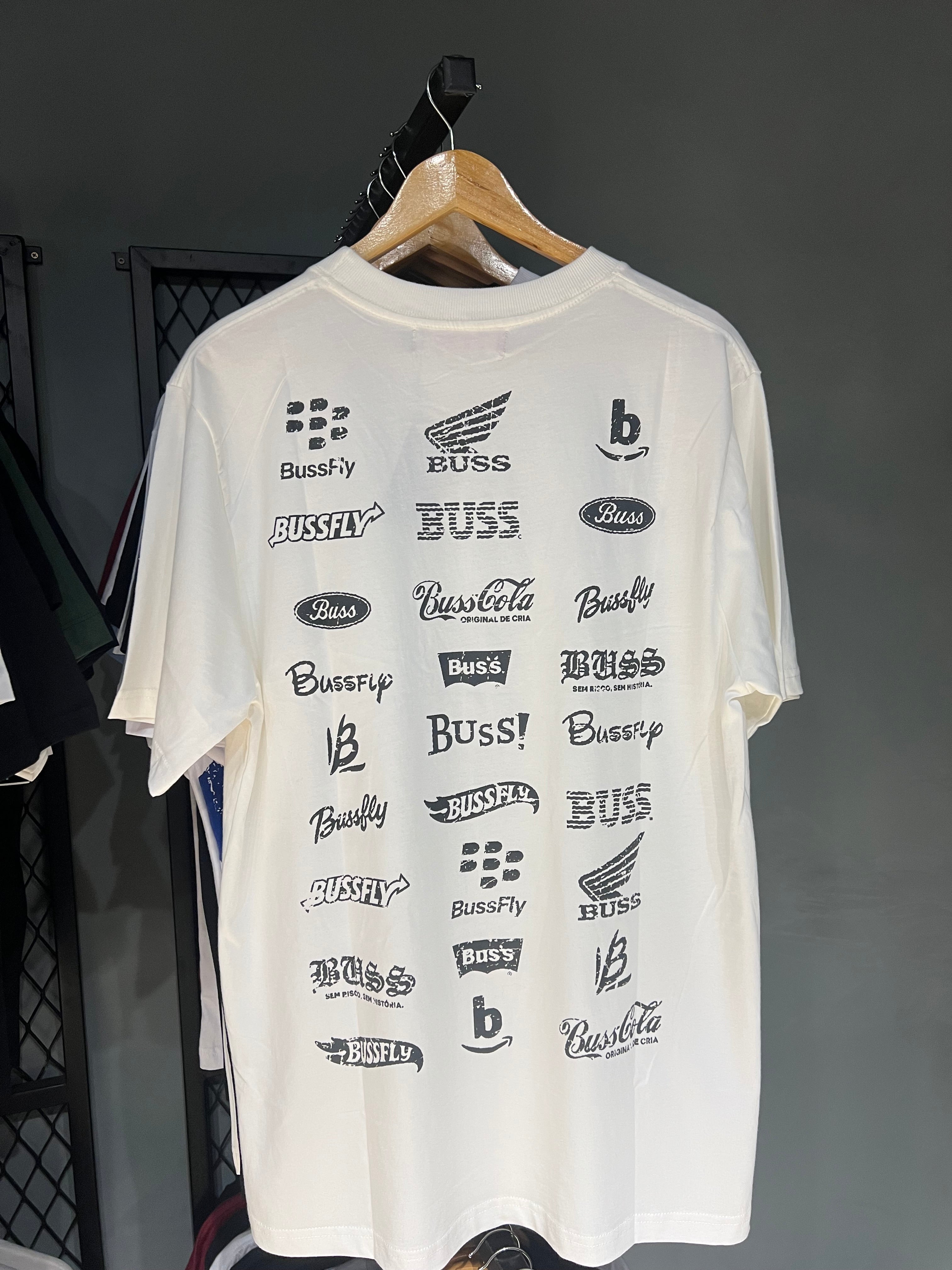 CAMISA BUSS LOGOS WHITE
