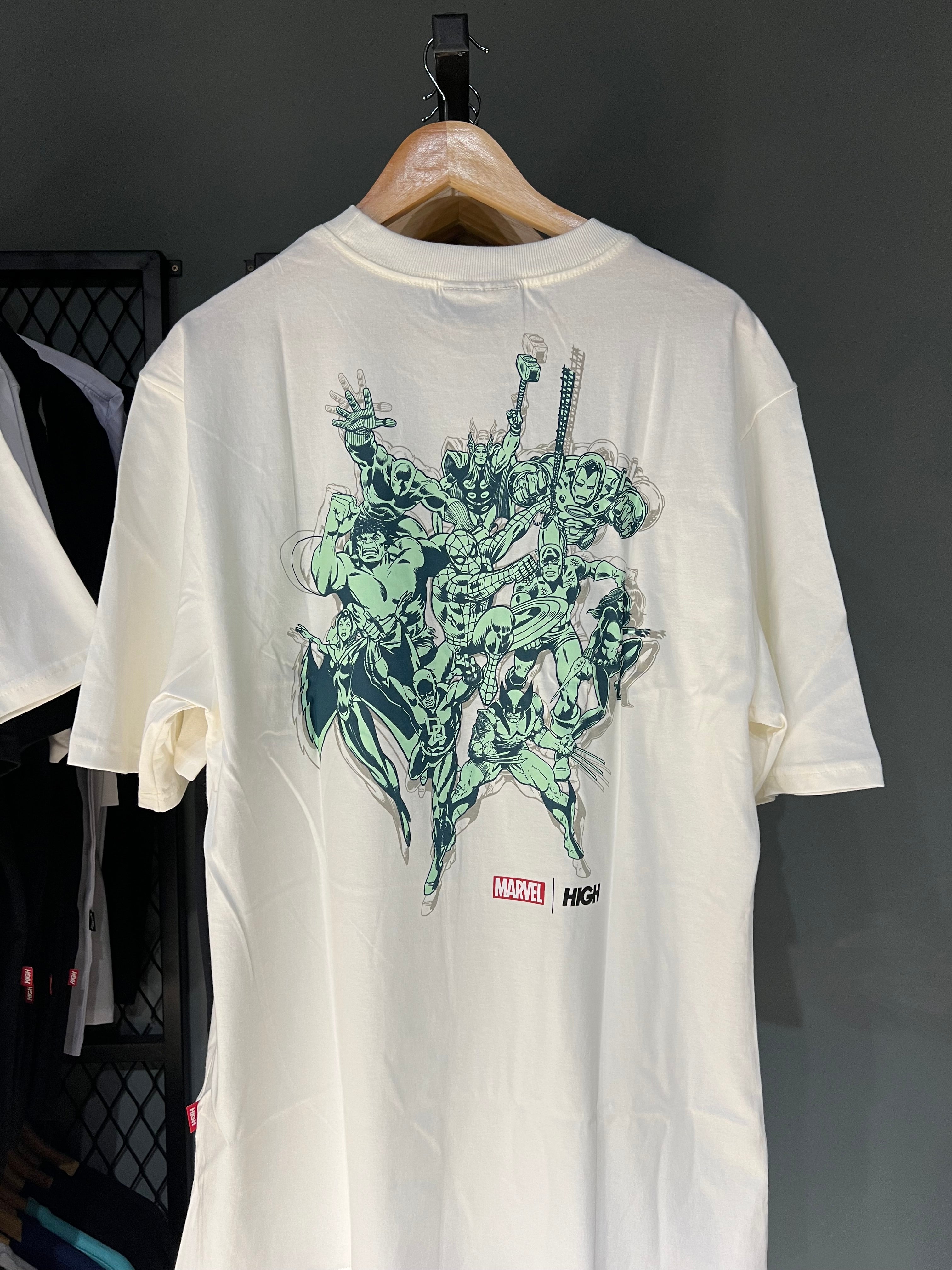 CAMISA HIGH x MARVEL SQUAD WHITE