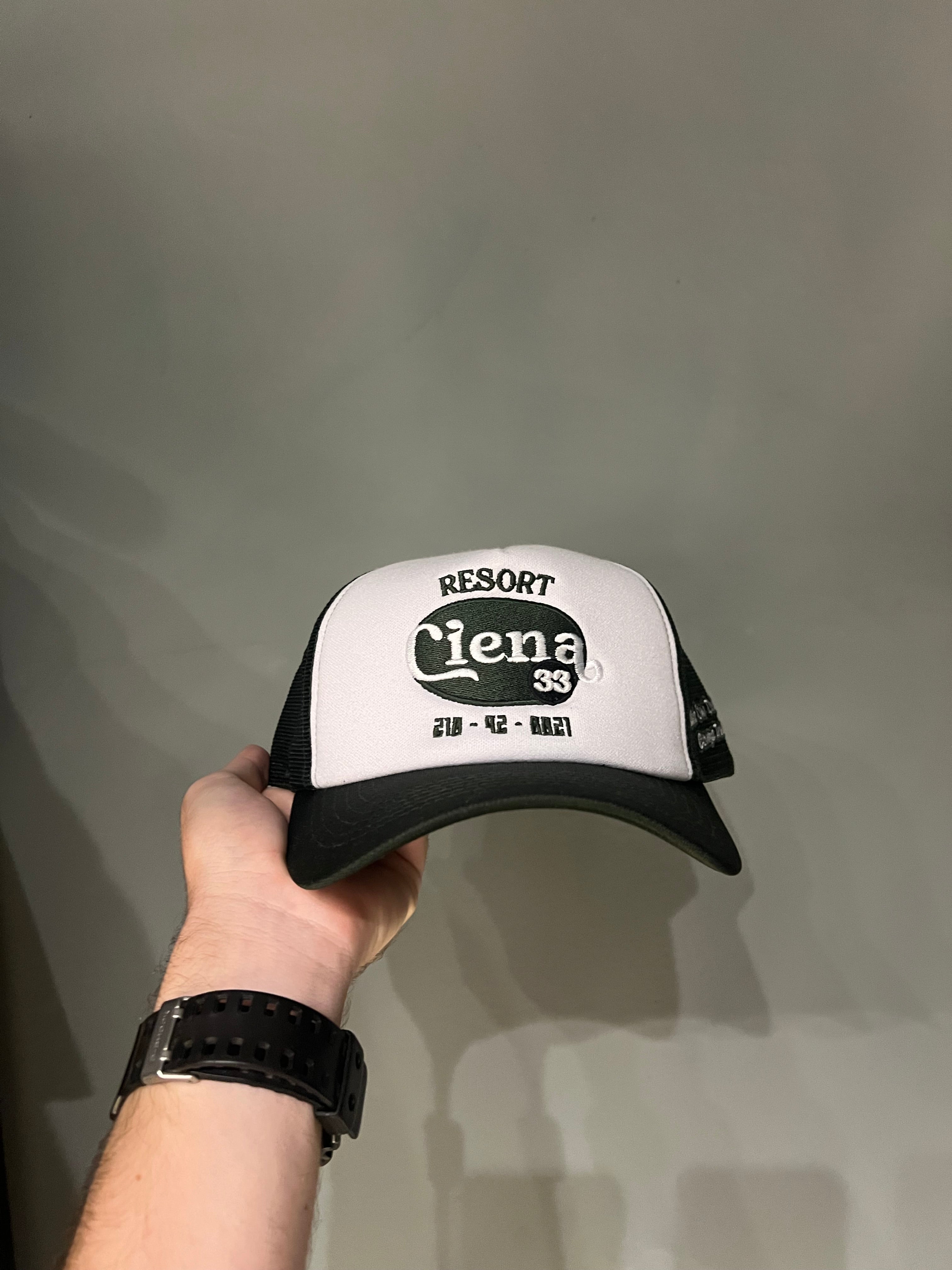 BONÉ CIENA TRUCKER