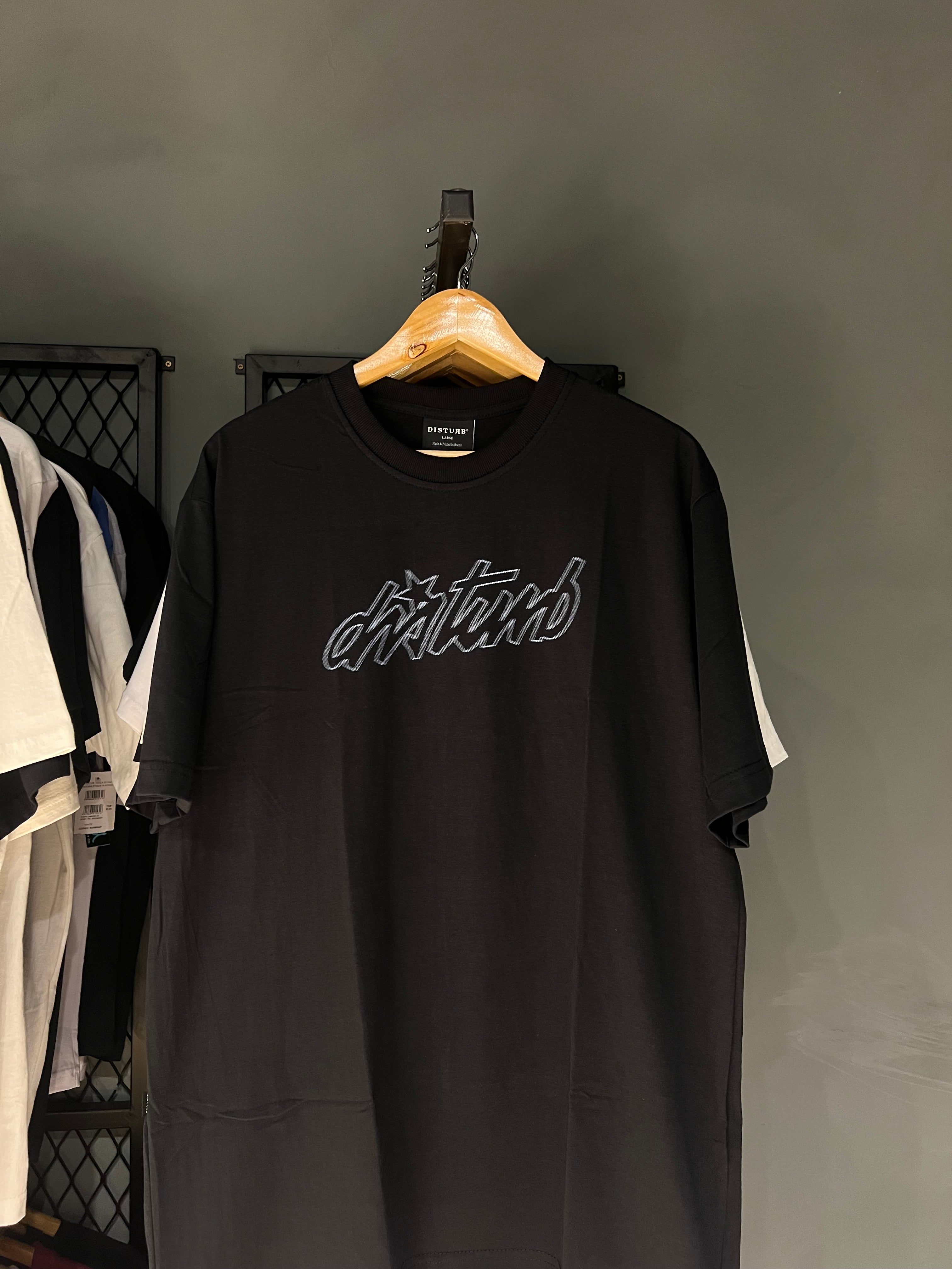 CAMISA DISTURB CURSIVE BLACK