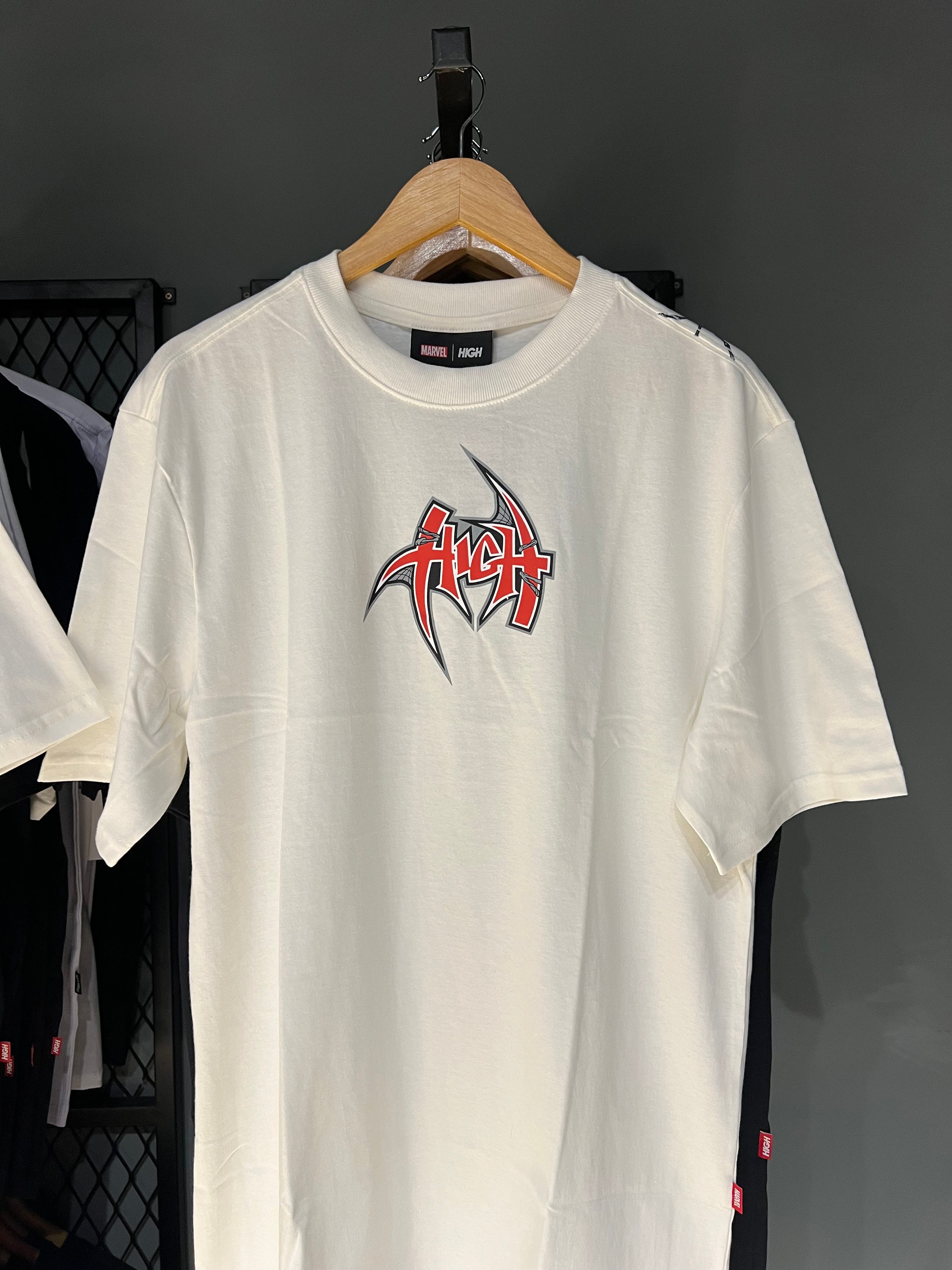 CAMISA HIGH x MARVEL SPIDER WHITE