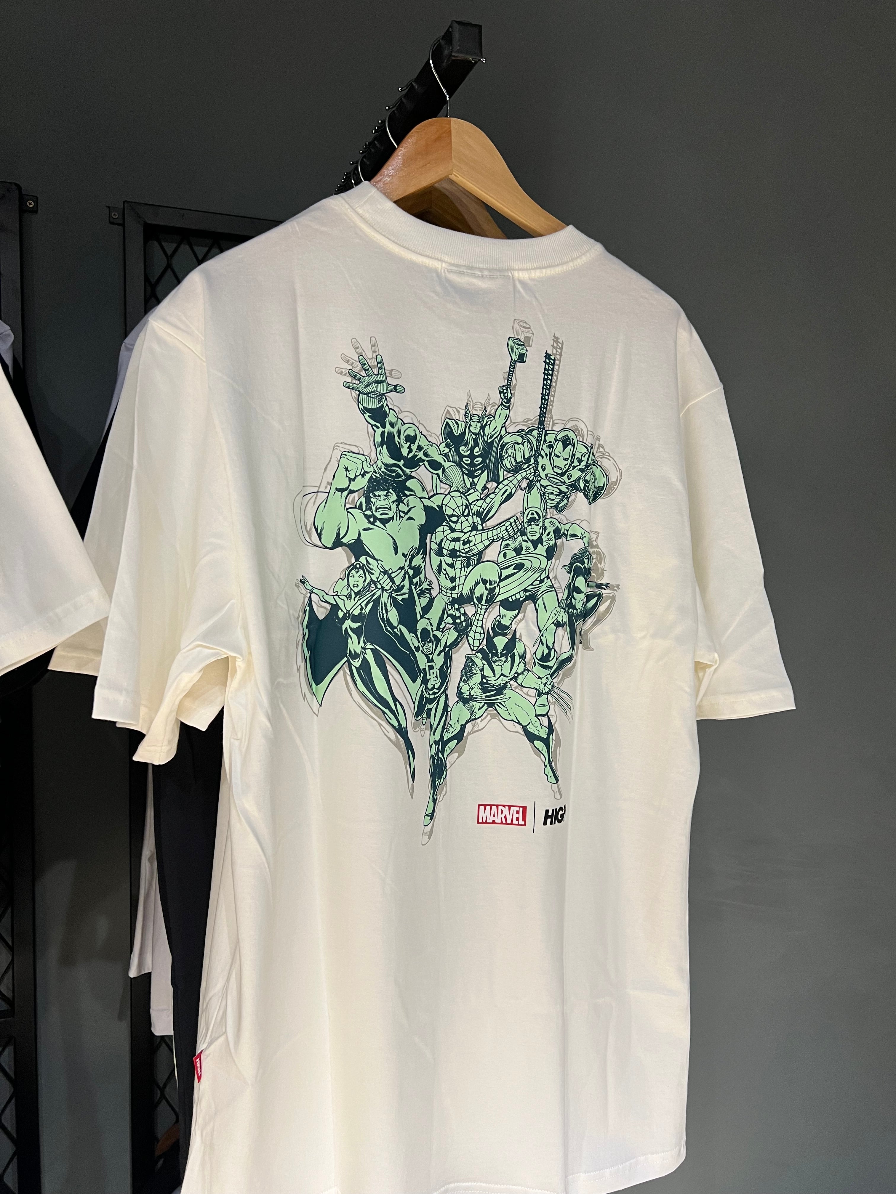 CAMISA HIGH x MARVEL SQUAD WHITE