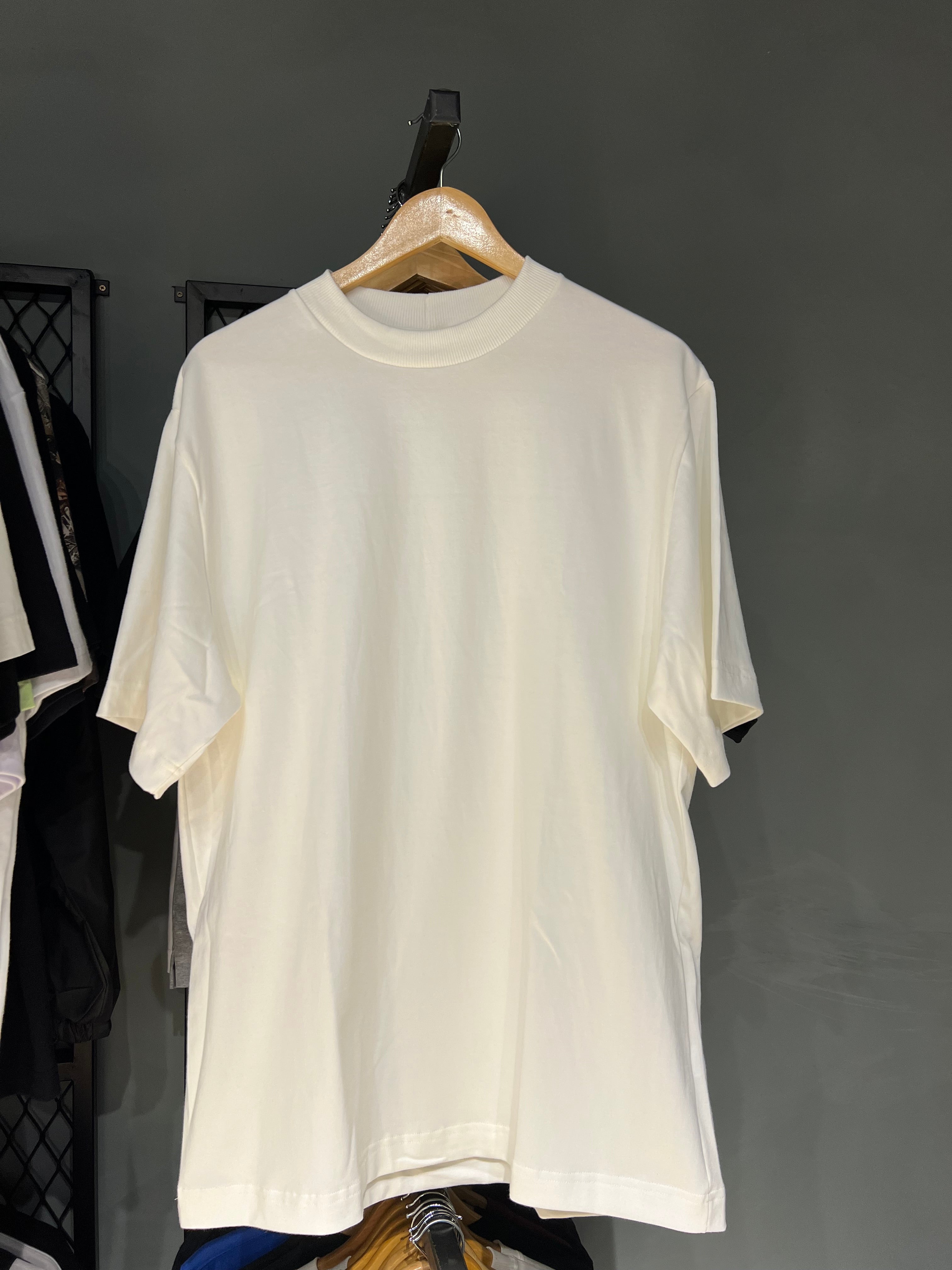 CAMISA ROMÃ PREMIUM CREME