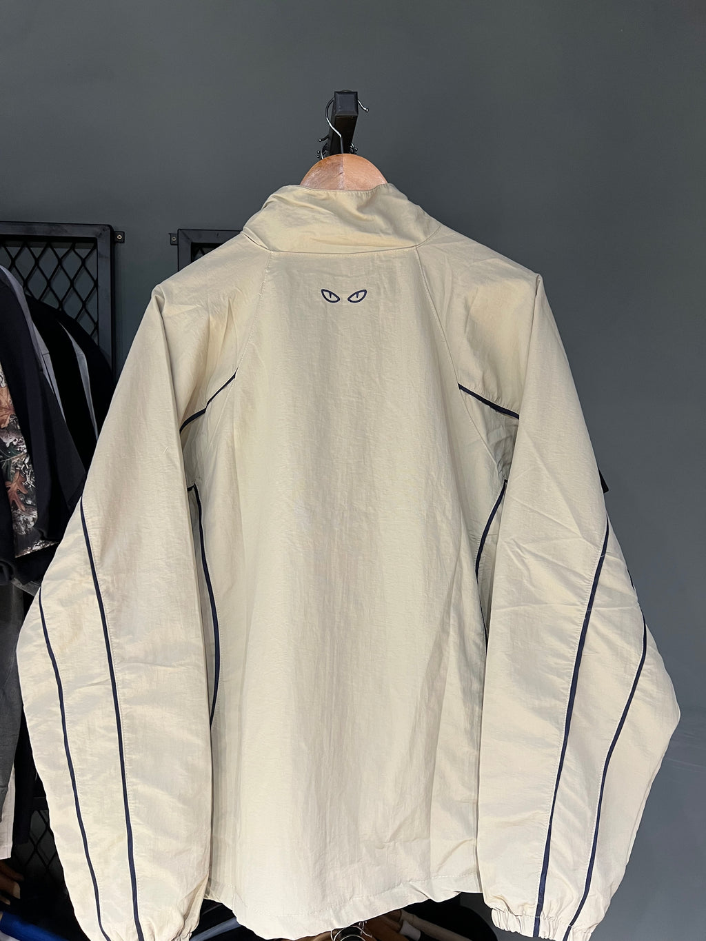 TRACK JACKET BUSS BEGE