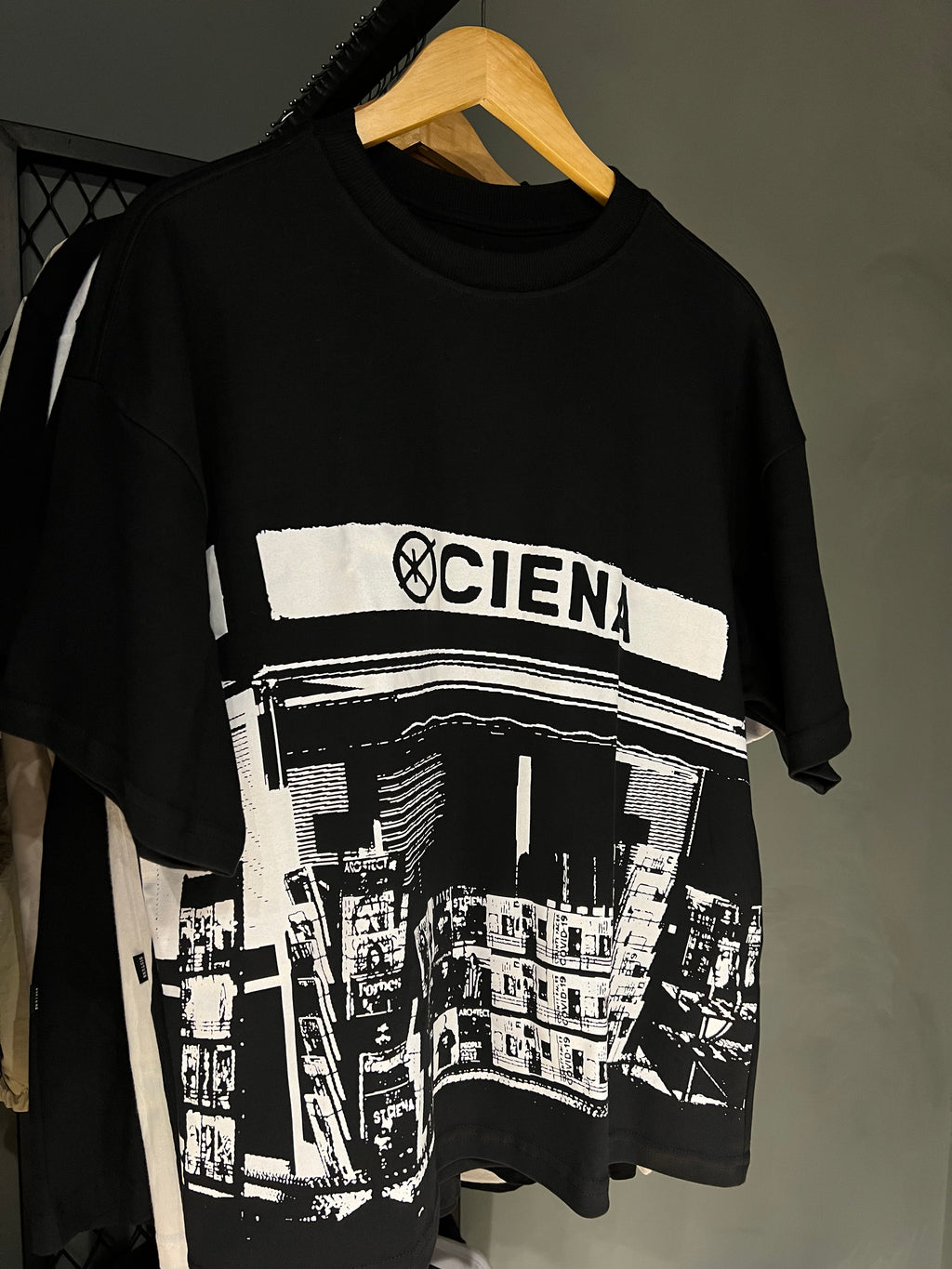 CAMISA CIENA NEWSTAND BLACK