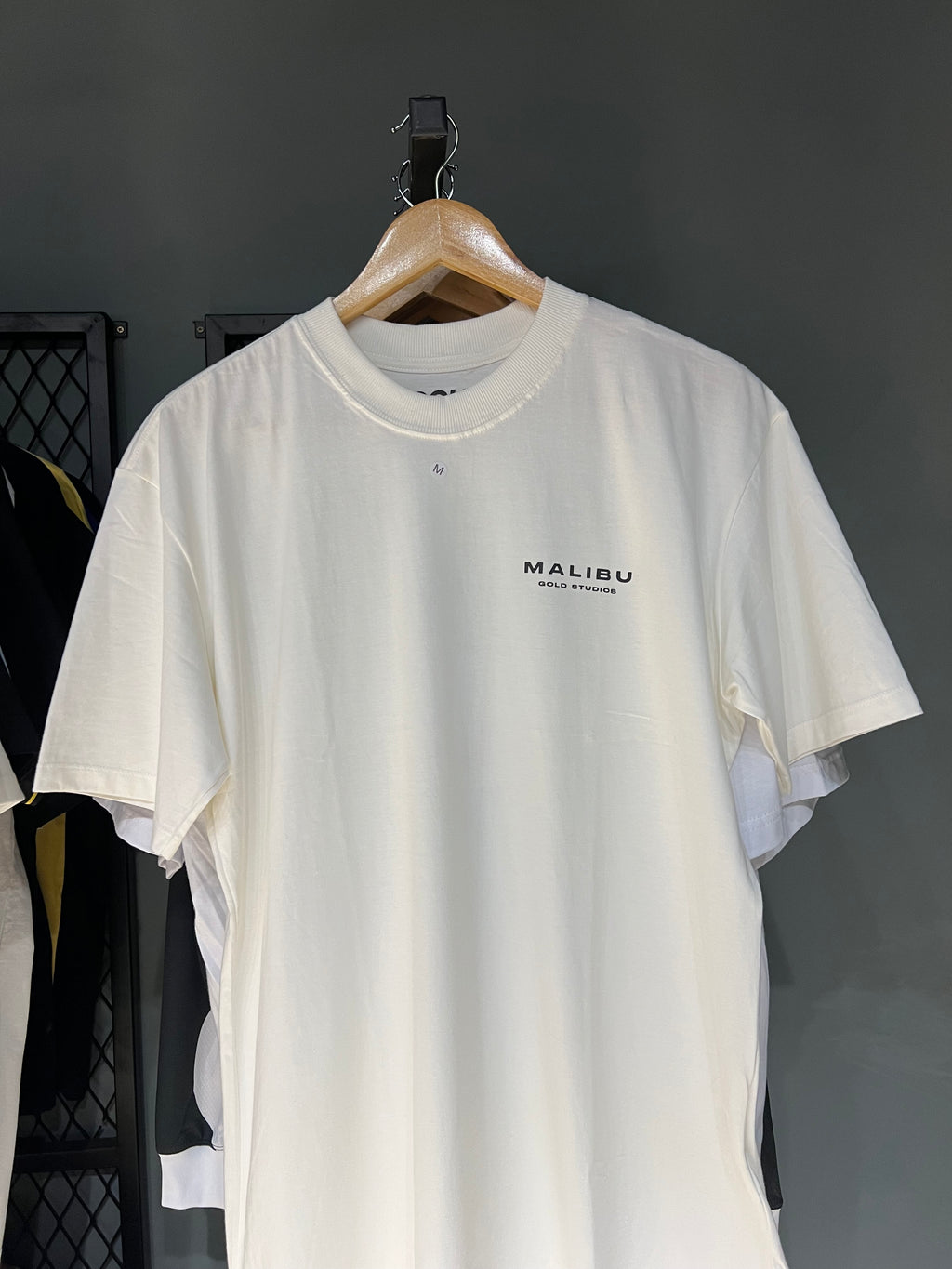 CAMISA GOLD x MALIBU 02