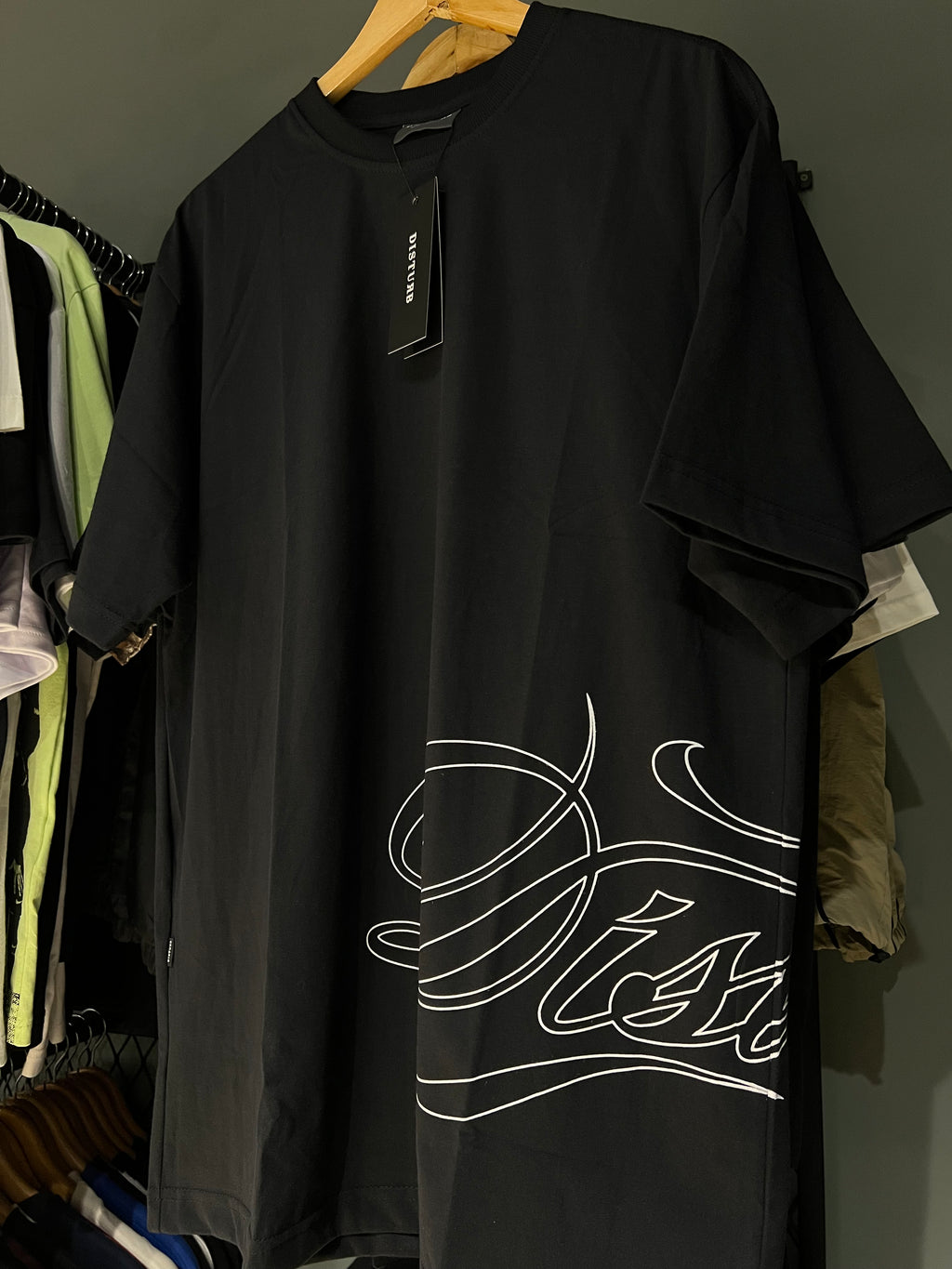 CAMISA DISTURB SCRIPT BLACK