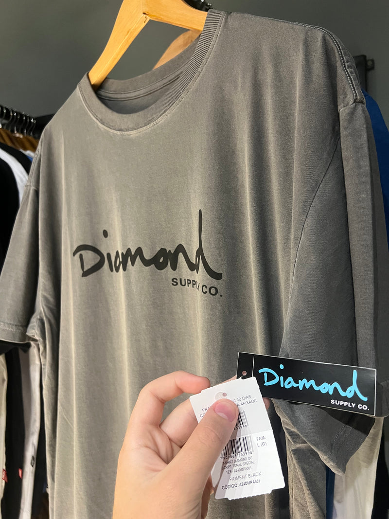 CAMISA DIAMOND SCRIPT CINZA