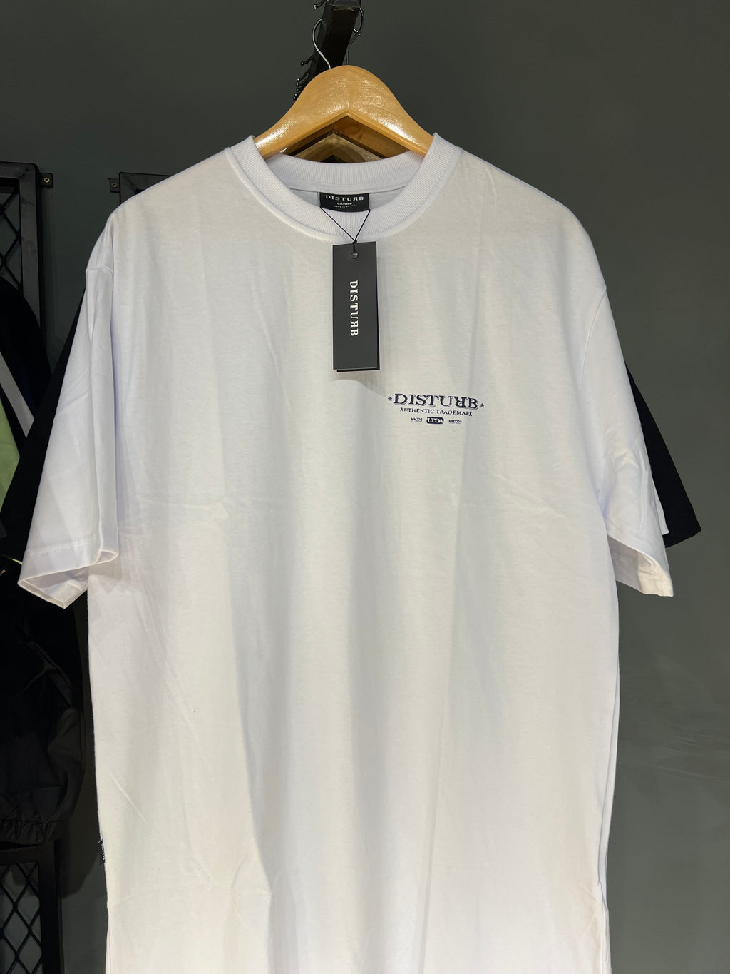 CAMISA DISTURB HARDWARE WHITE