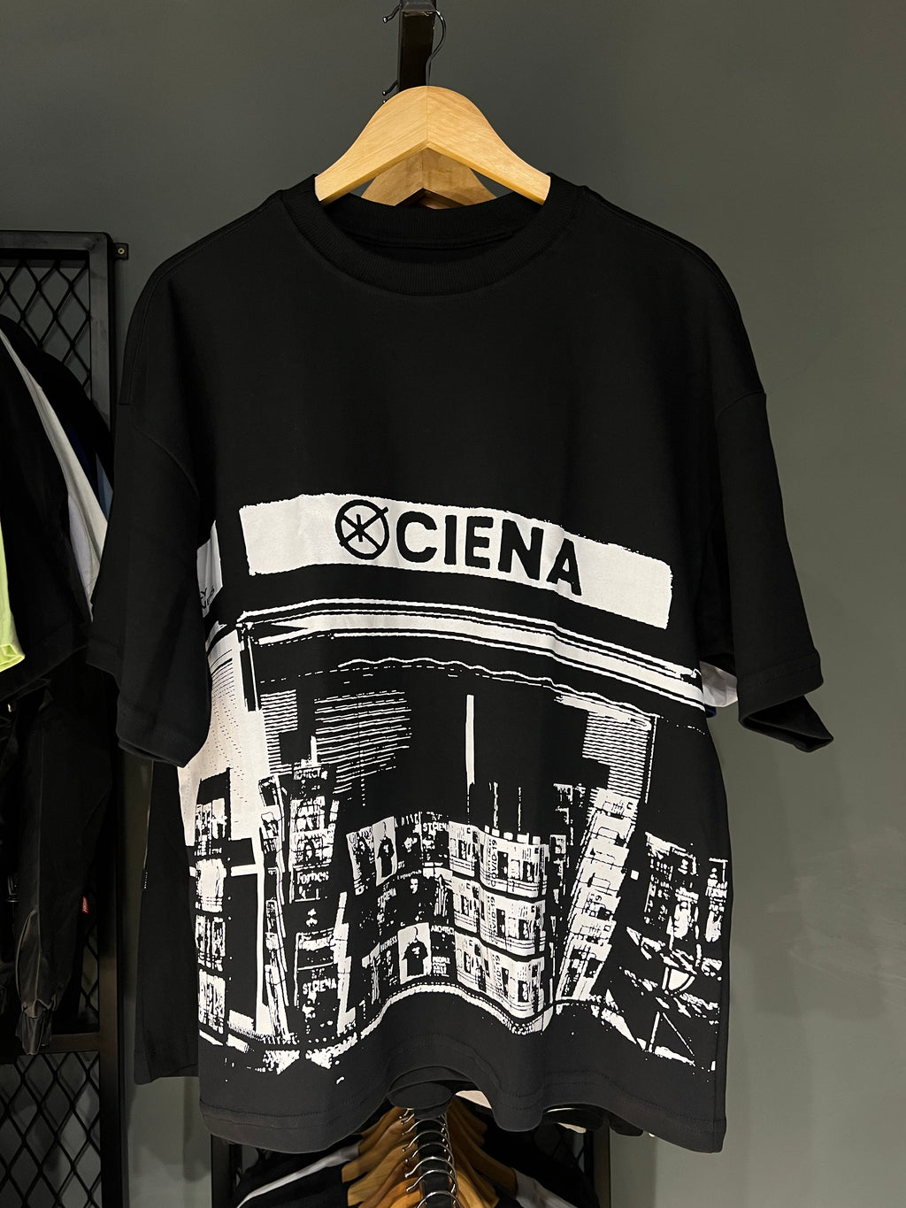 CAMISA CIENA NEWSTAND BLACK