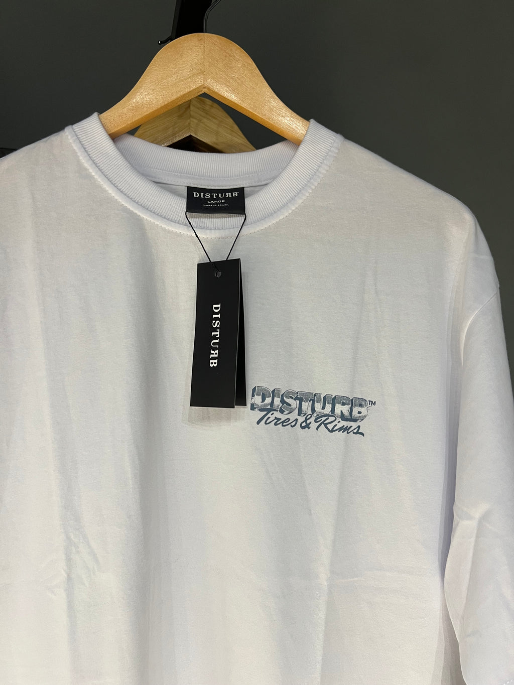 CAMISA DISTURB TIRES WHITE