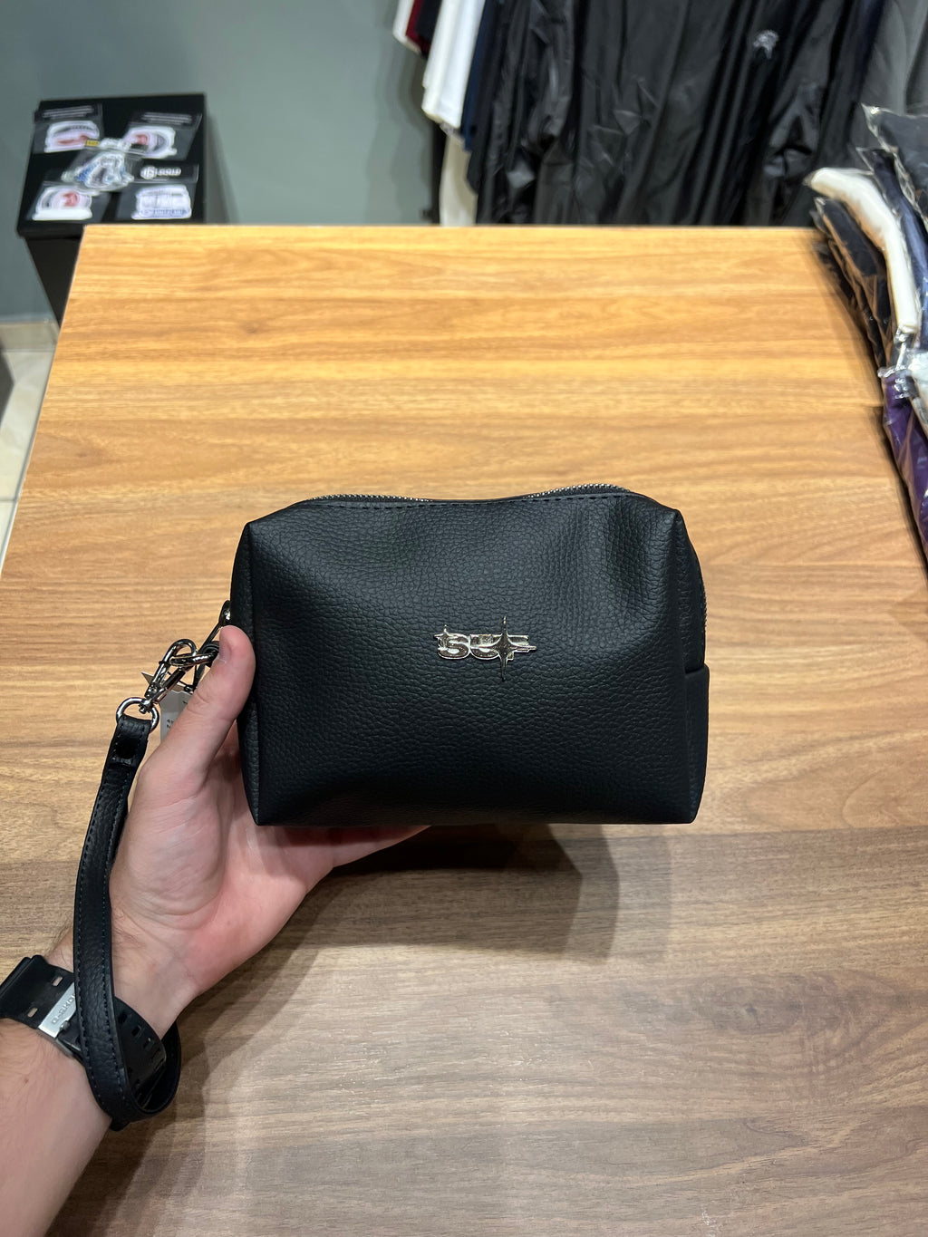 NECESSAIRE BASIC 4SUF