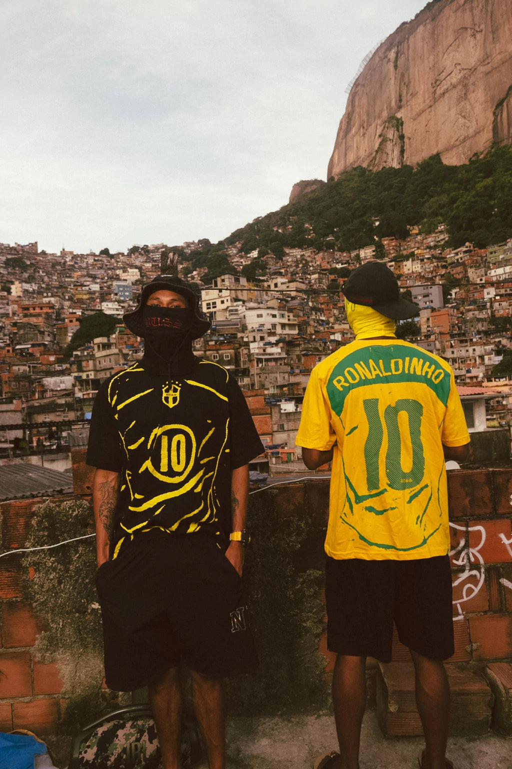 CAMISA BUSS BRASIL 10 PRETA