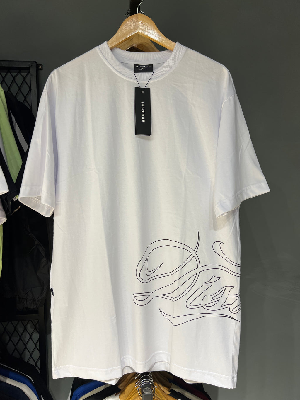 CAMISA DISTURB SCRIPT WHITE