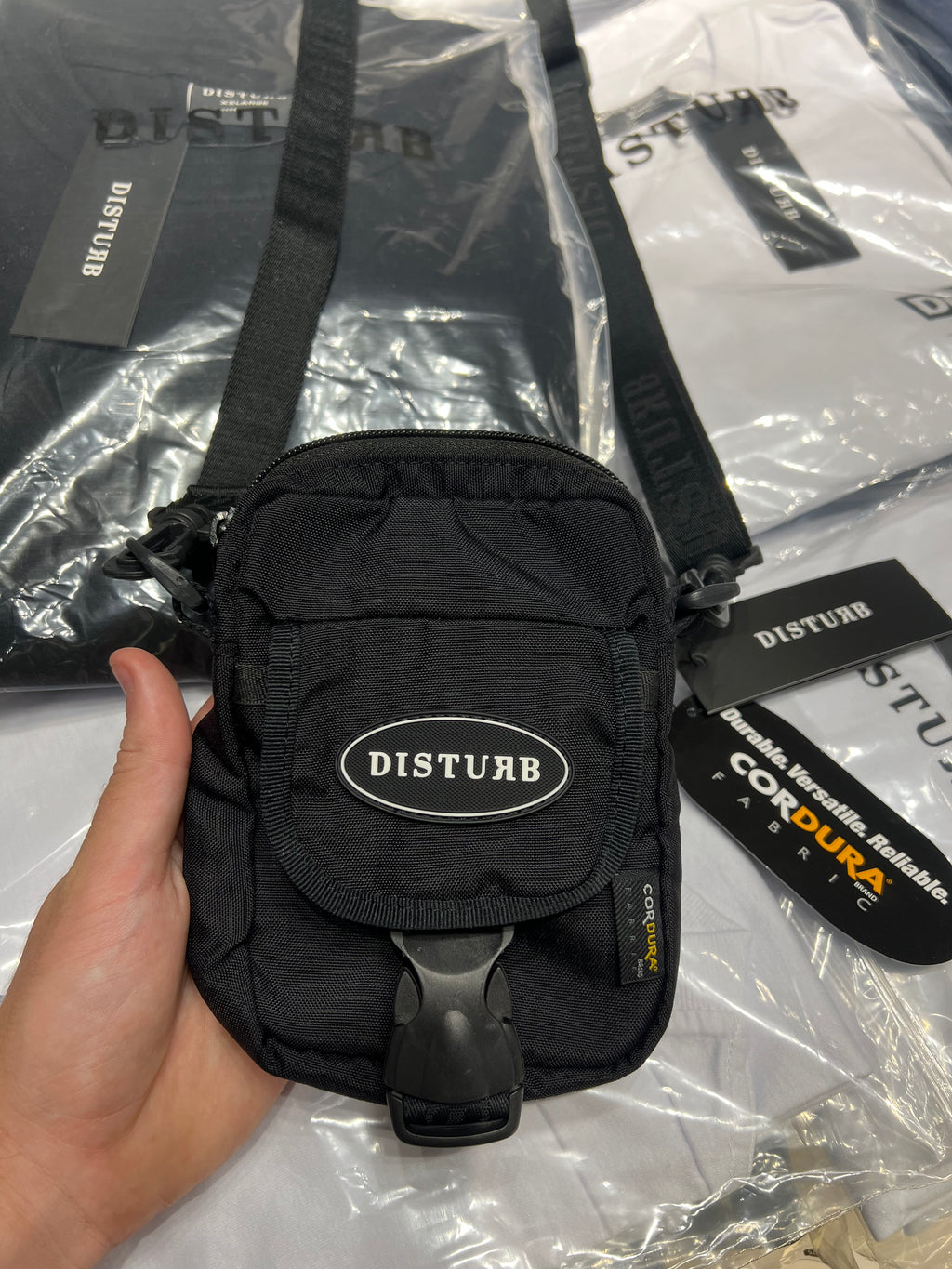 SHOULDER BAG SHIFT BLACK