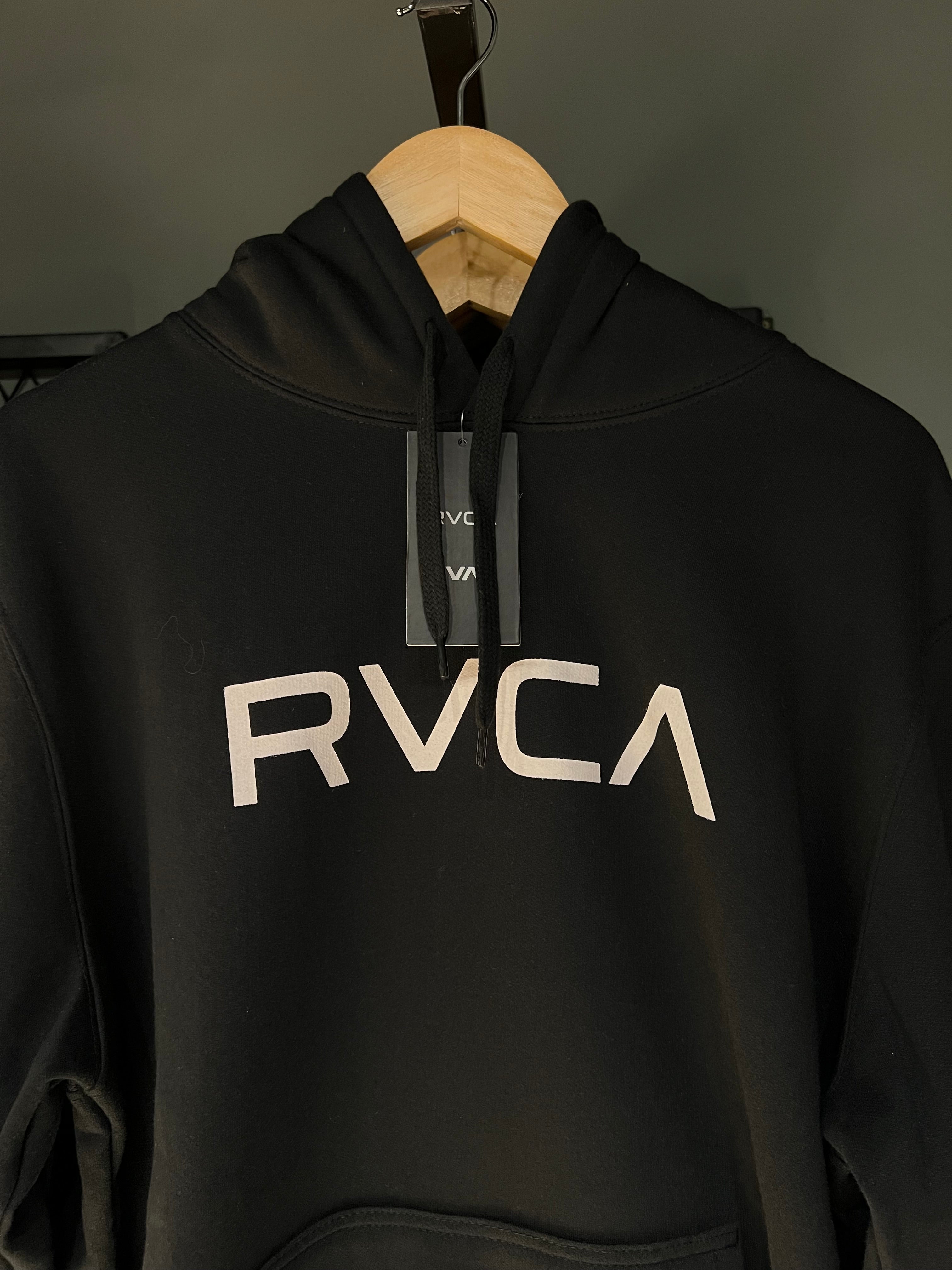 MOLETOM RVCA BLACK