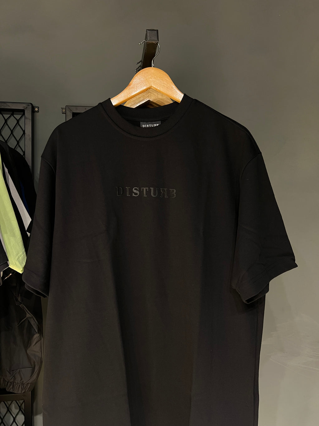 CAMISA DISTURB LOGO BLACK