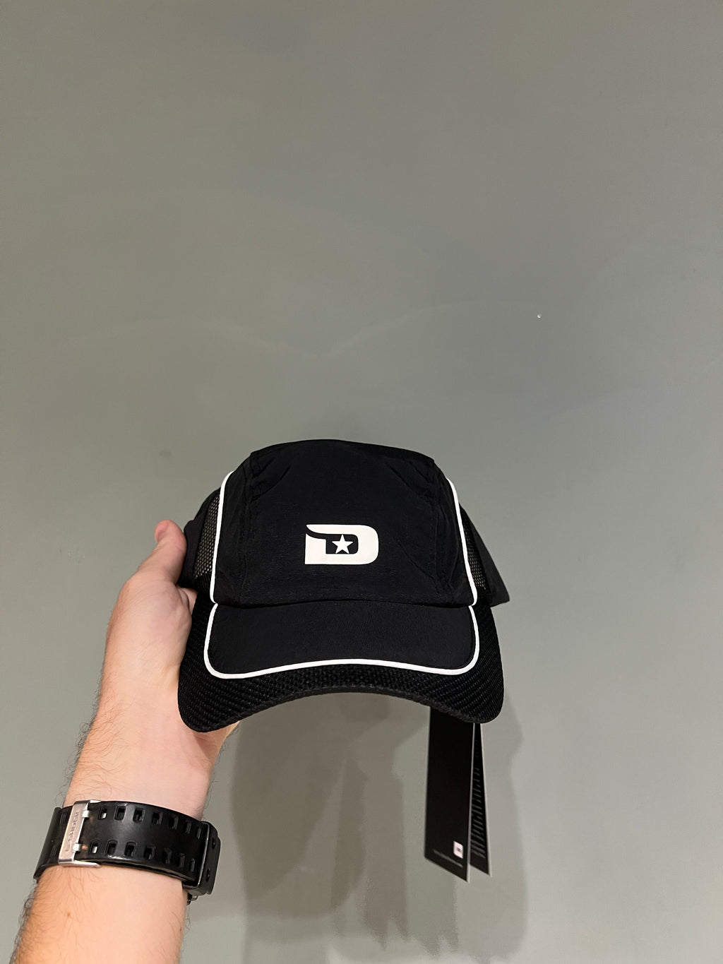 BONÉ DISTURB 4-PANEL BLACK