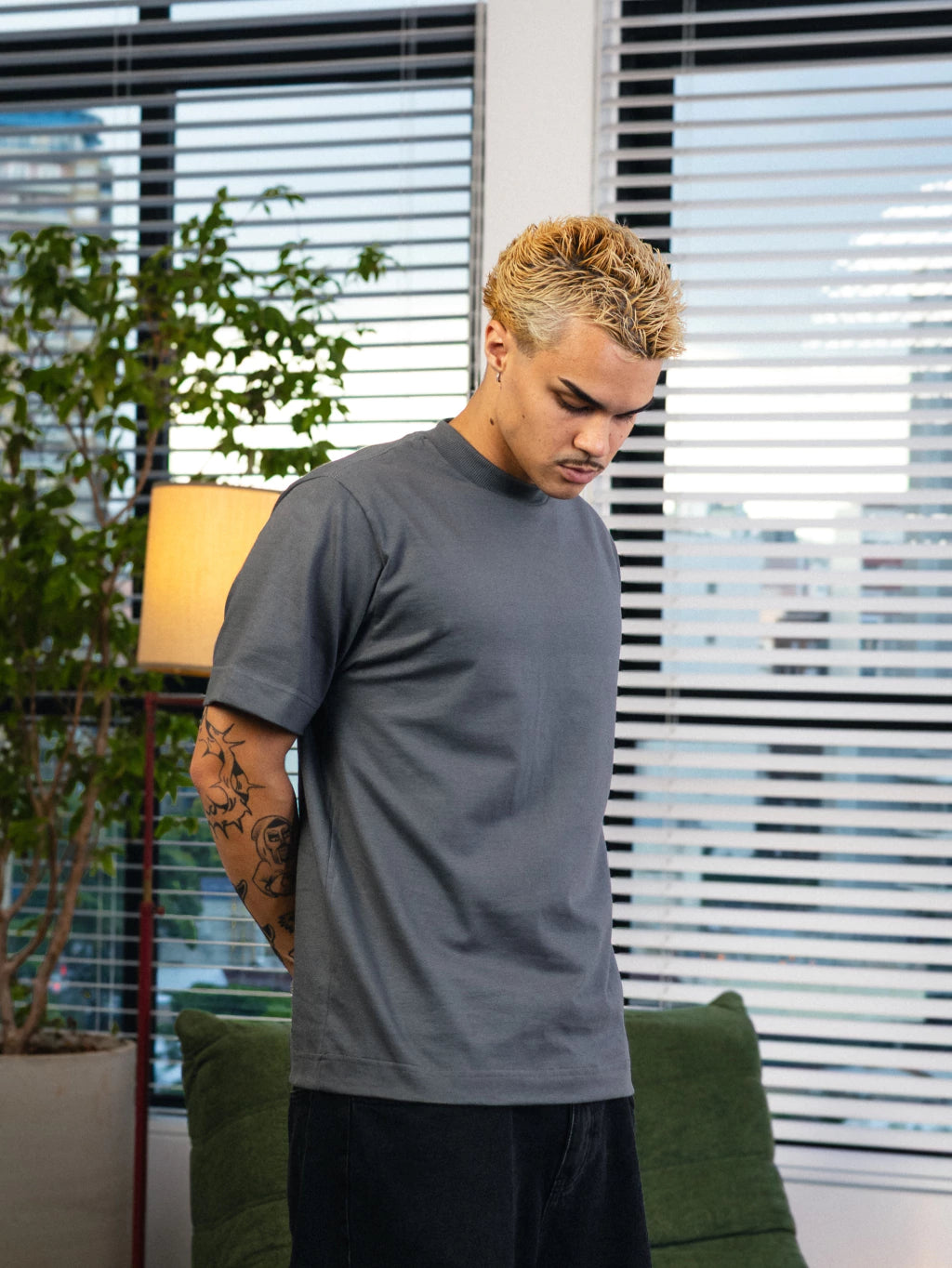 CAMISA ROMÃ PREMIUM CHUMBO