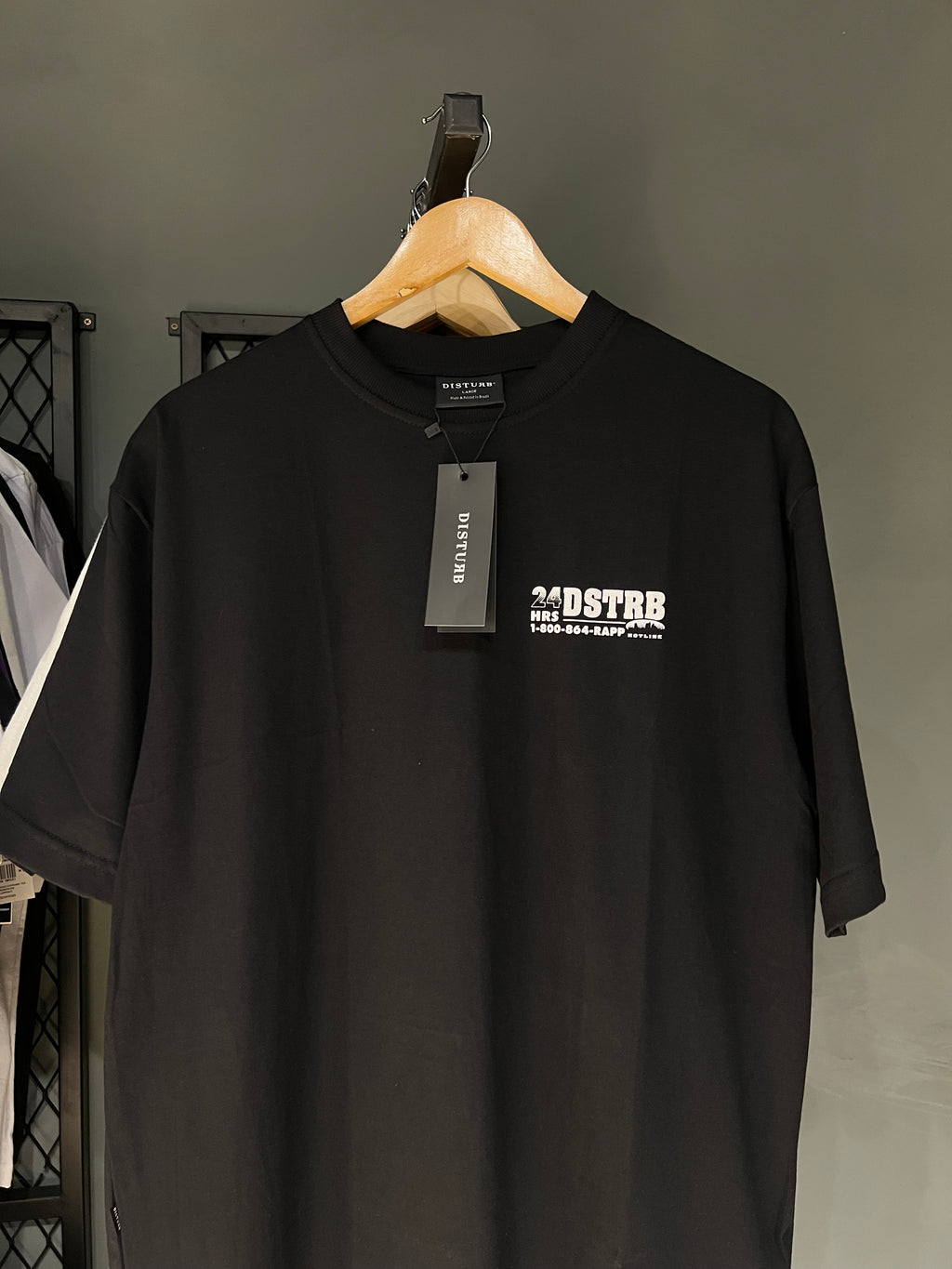 CAMISA DISTURB HOTLINE BLACK
